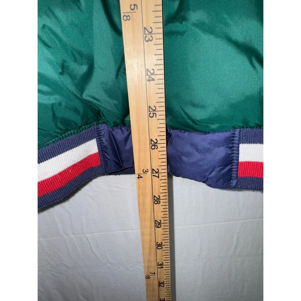 Tommy Hilfiger embrace vibrant